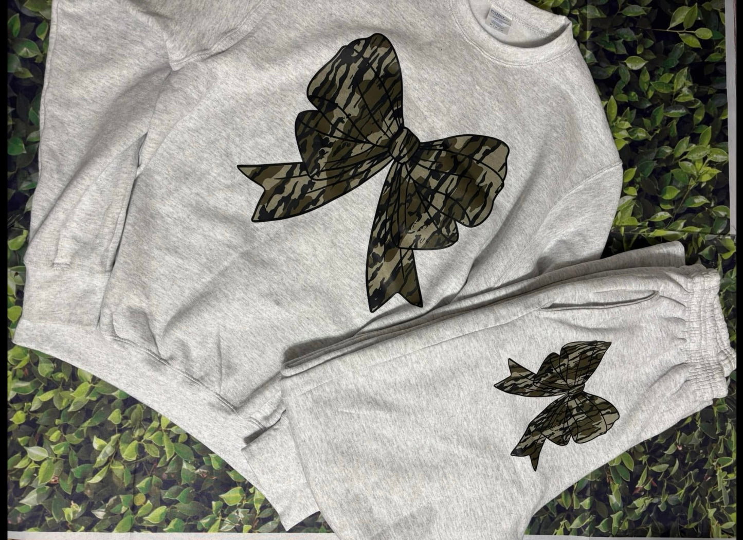 ADULTS/SWEATSUIT SET